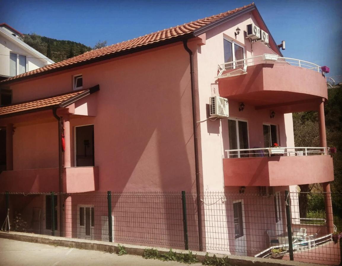 Apartments Kuc Tivat Kültér fotó